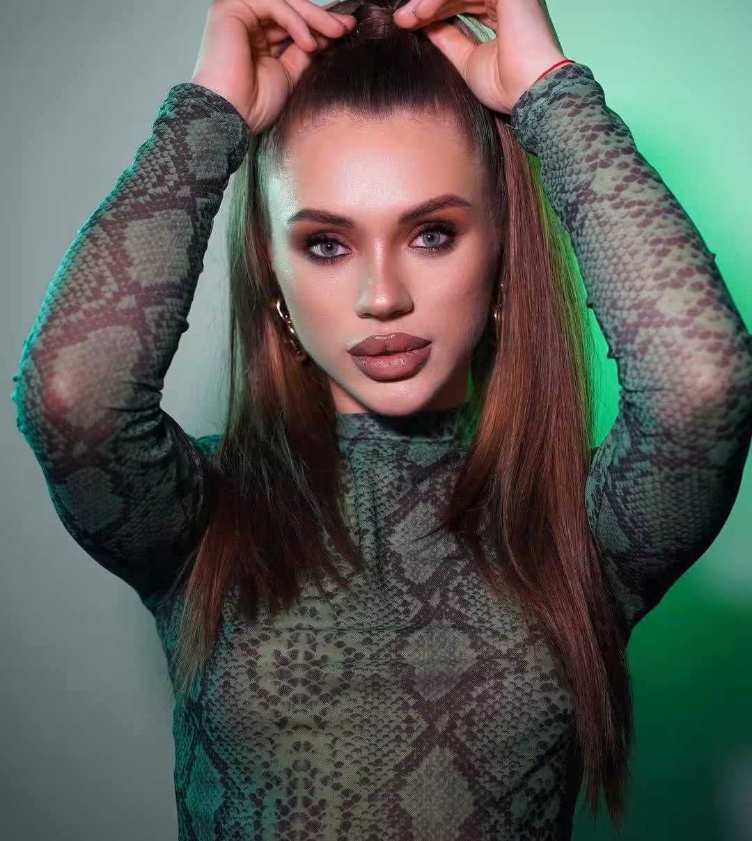 Olyushka wedding in ukraine