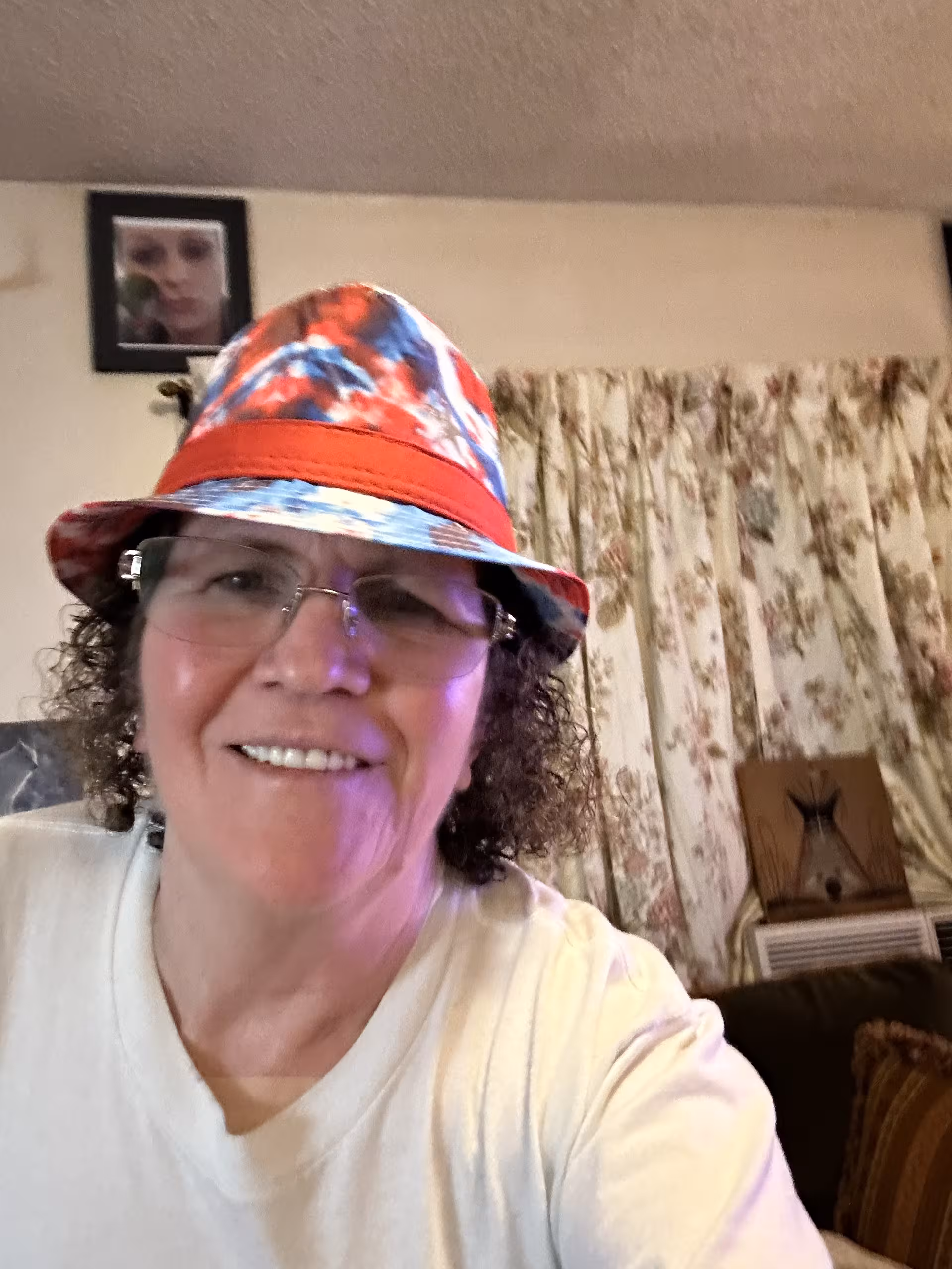 LindaMarie who pays for wedding in ukraine