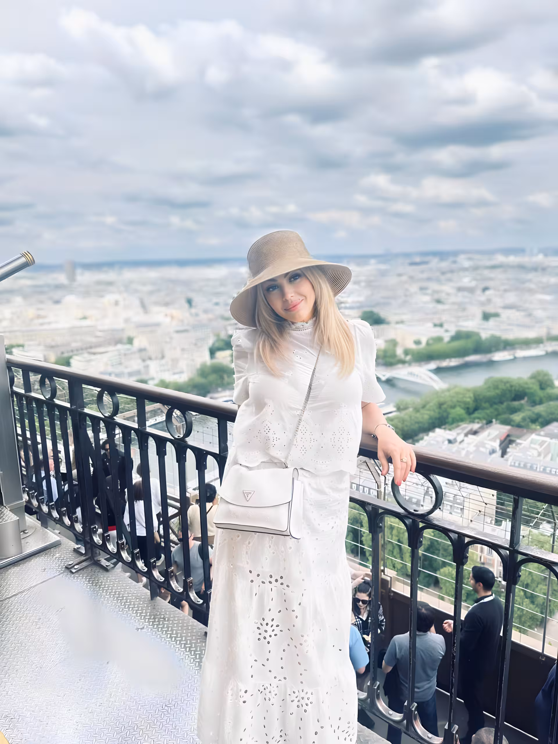 Halyna ukraine brides girl