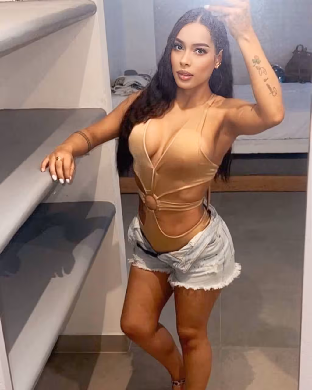MELISA 33 Medellin Colombia I am genuine and sincere as a future bride