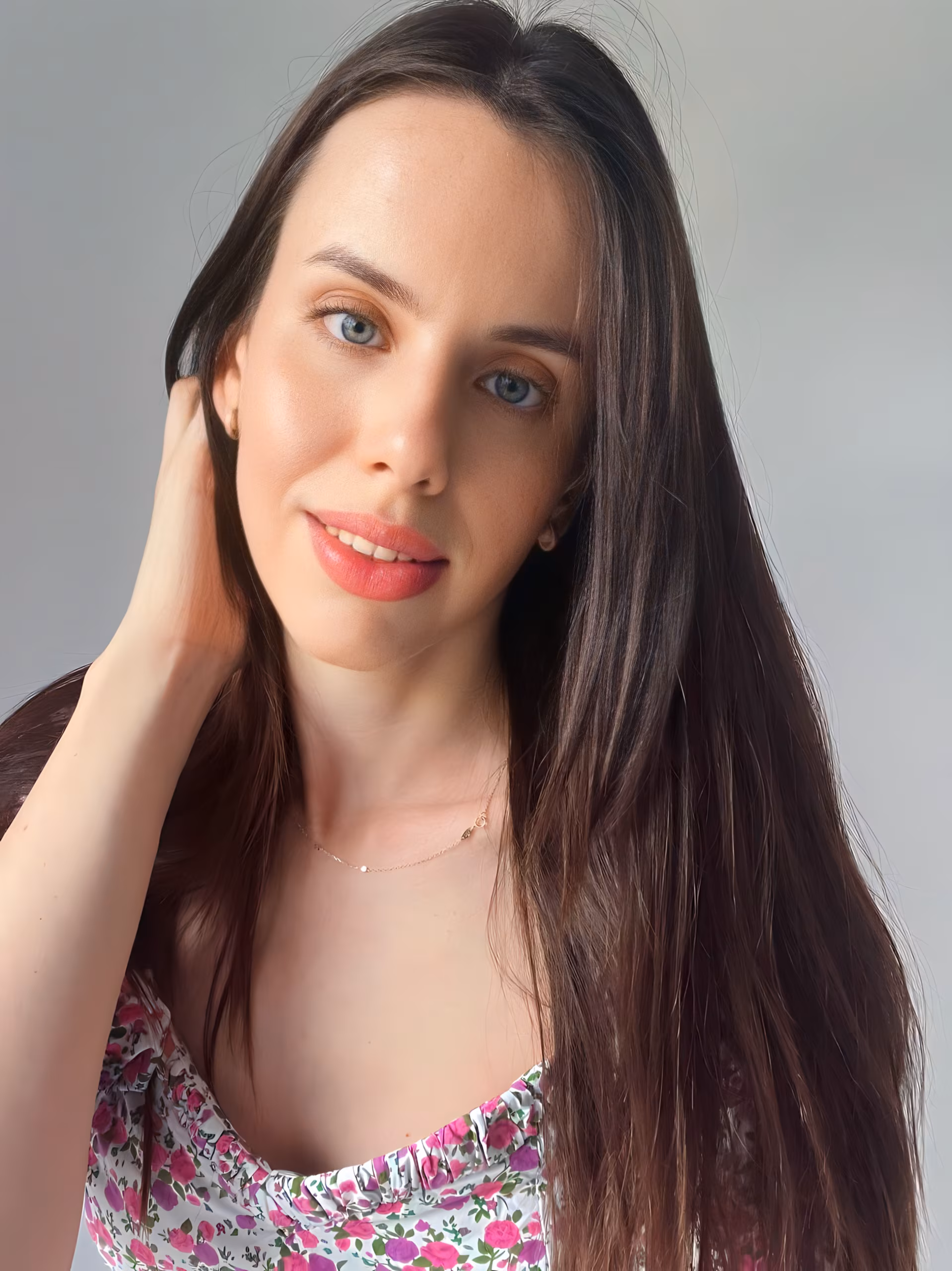 Lilia 30 Bucharest Romania Looking for my beloved partner to be his bride