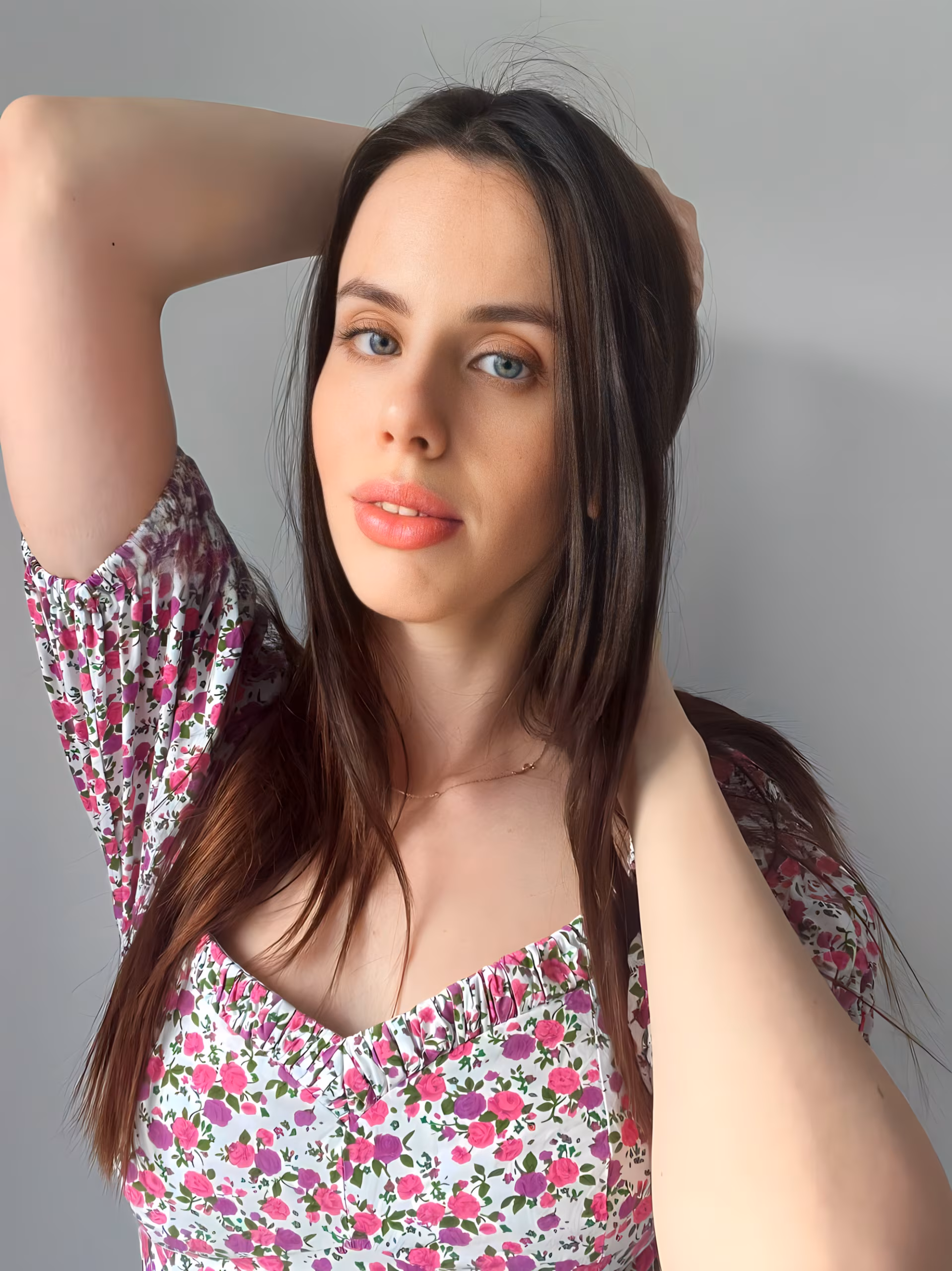 Lilia 30 Bucharest Romania Looking for my beloved partner to be his bride