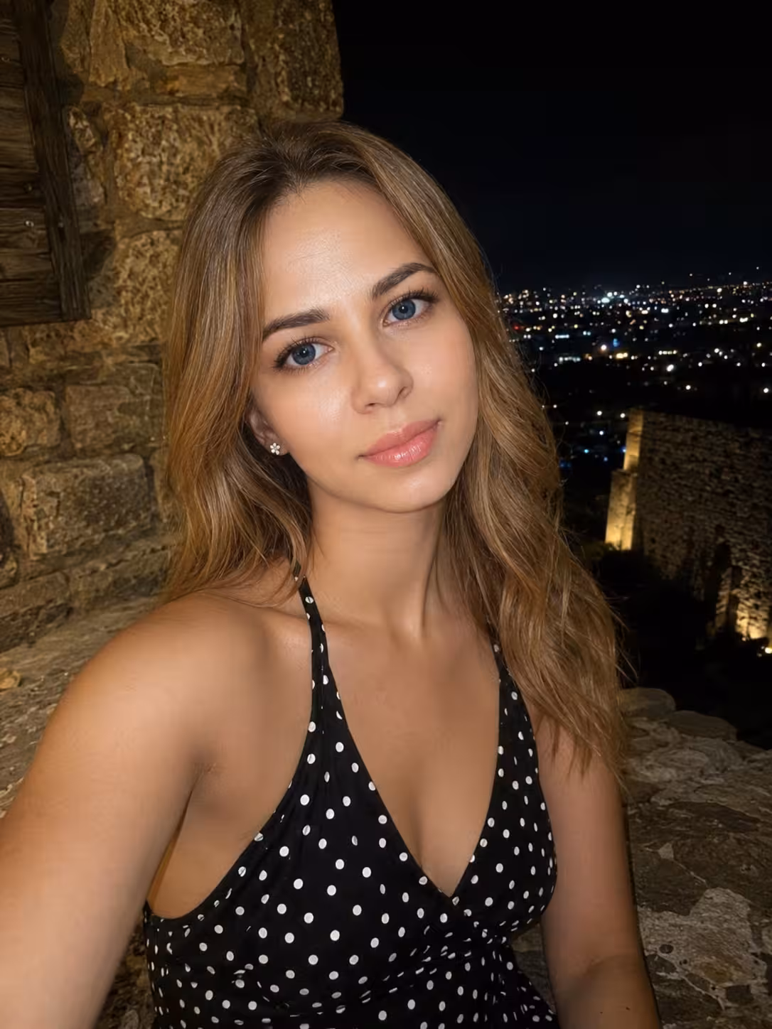 Olena 31 Dnipro Ukraine Looking for my everlasting love to be his bride