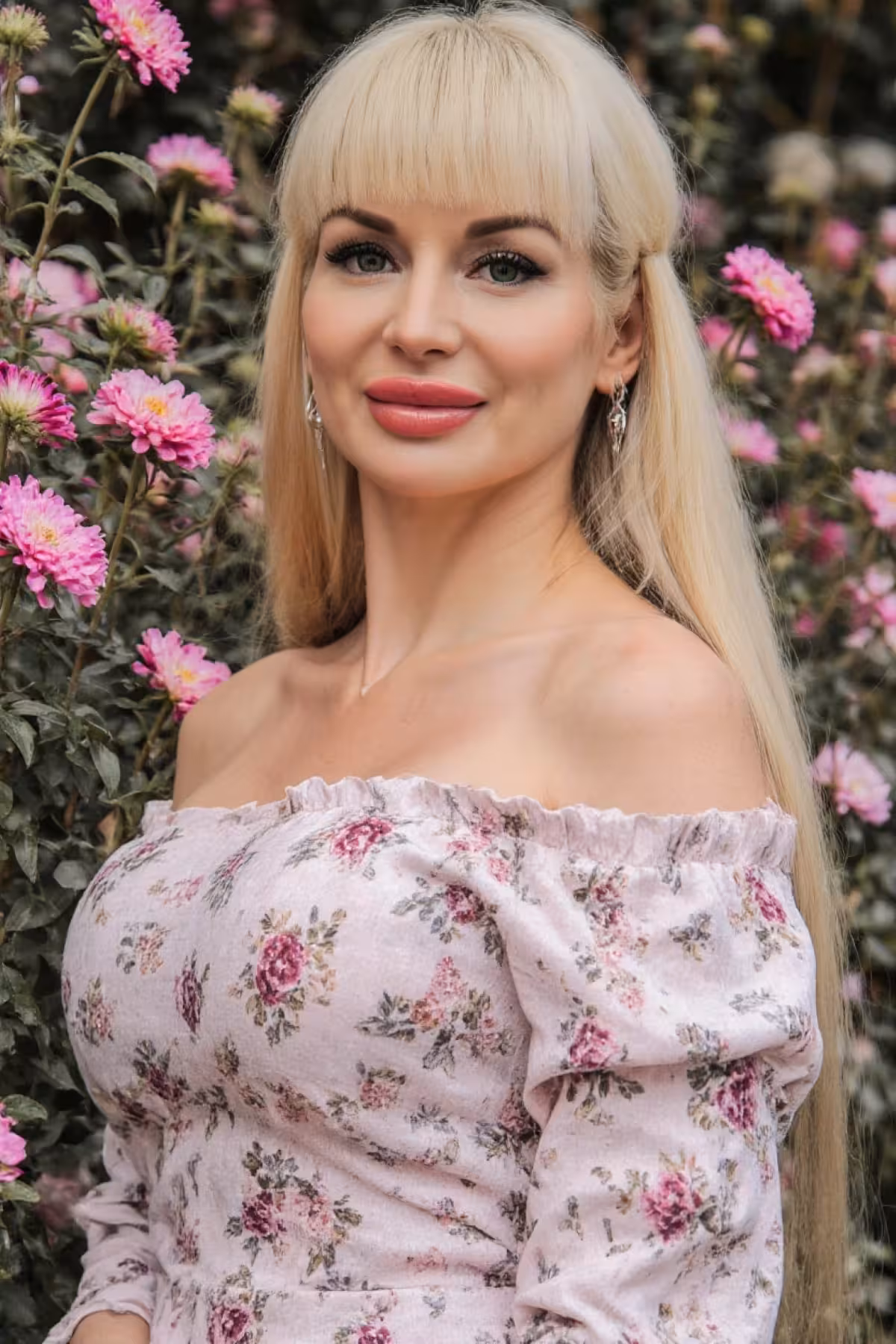 Olena 47 Zaporozhia Ukraine Looking for my future partner to be his bride