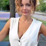 Anna 39 Kyiv Ukraine I want a man devoted to family and a bride