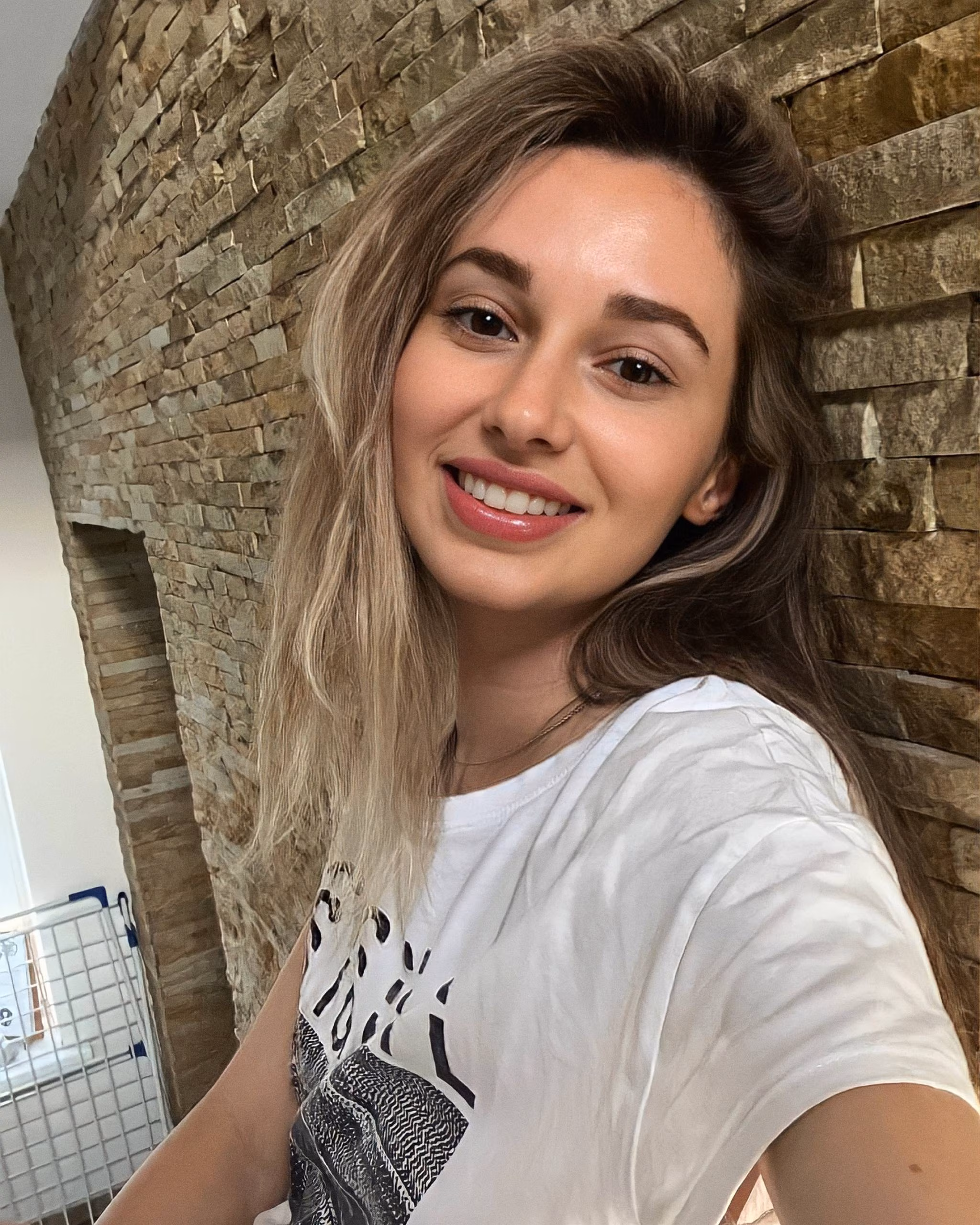 Anastasiia 35 Kyiv Ukraine Looking for a caring provider to make me his bride