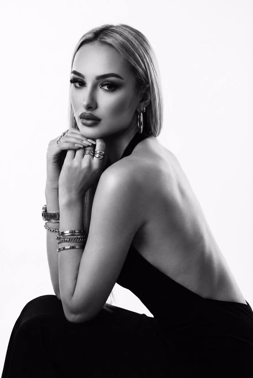 Anna 24 Ivano-Frankivsk Ukraine Ready to be a dedicated wife and your bride