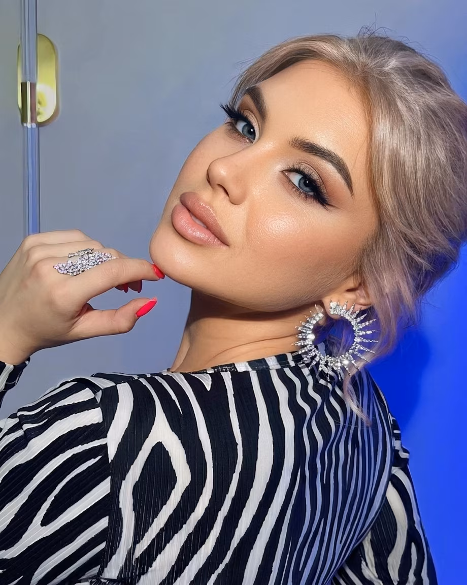 Krystyna 24 Kyiv  Ukraine Ready to be a dedicated wife and your bride
