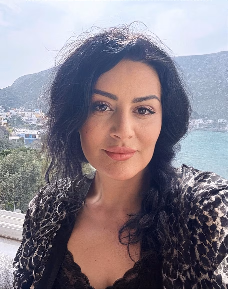 Marta 47 Greece, Malia Ukraine Ready to love and protect you as your bride