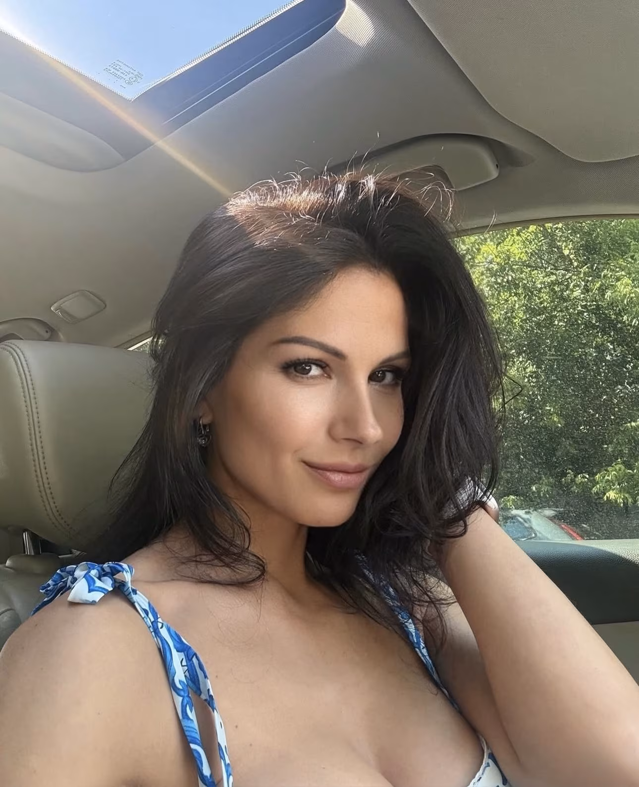 Yaroslava 43 Kyiv Ukraine Ready to stand by my husband as your devoted bride