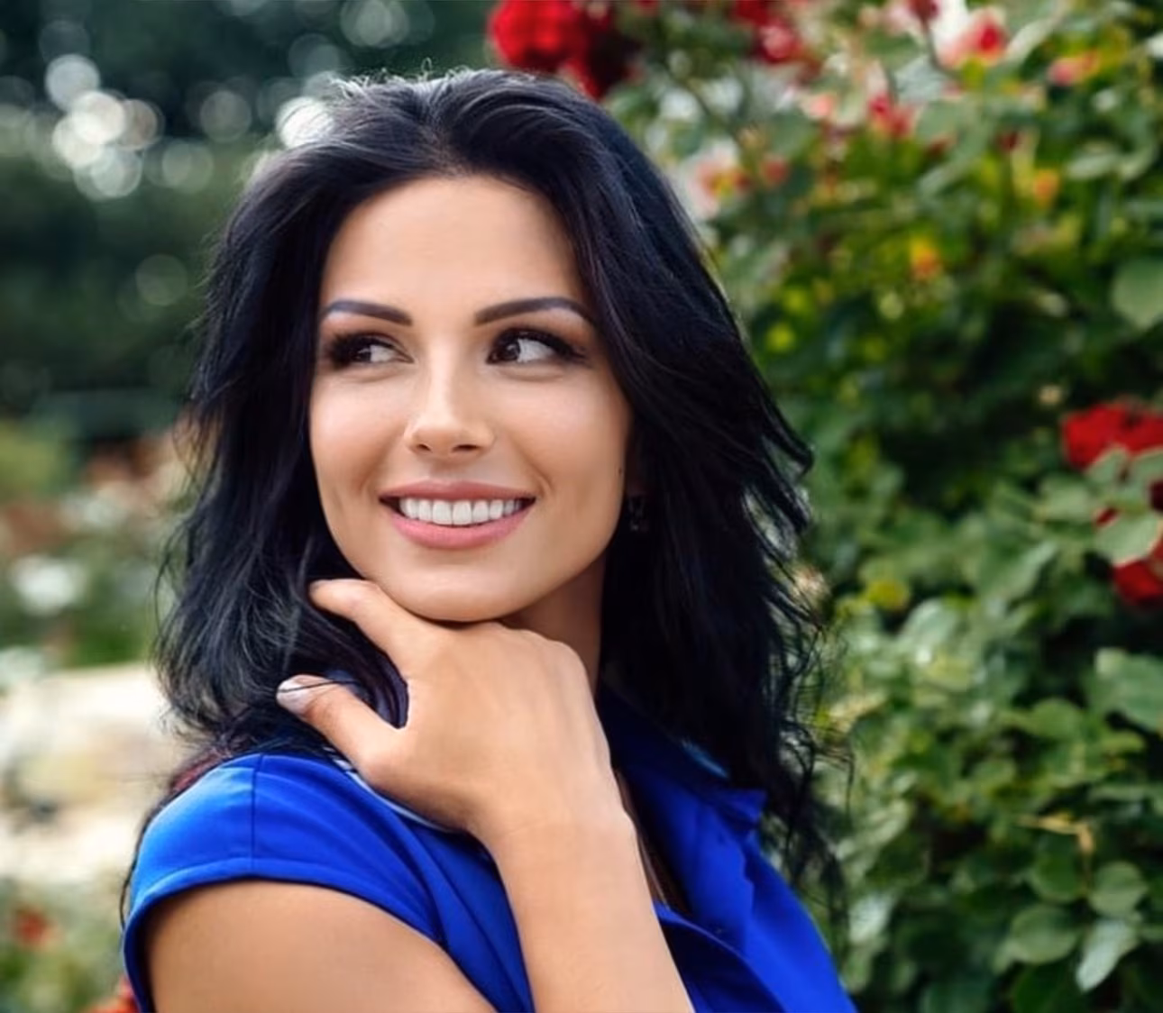 Yaroslava 43 Kyiv Ukraine Ready to stand by my husband as your devoted bride