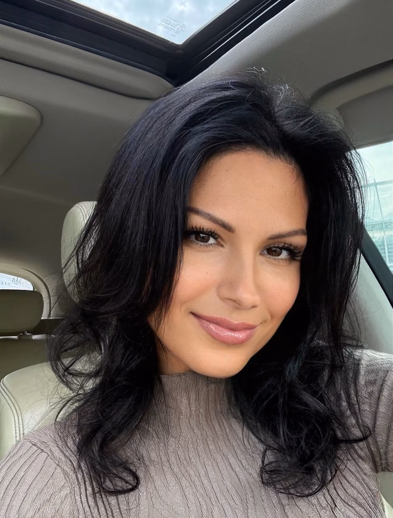 Yaroslava 43 Kyiv Ukraine Ready to stand by my husband as your devoted bride