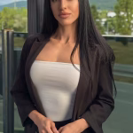 Viki 31 Sofia Bulgaria Seeking a man who values family and wants a bride