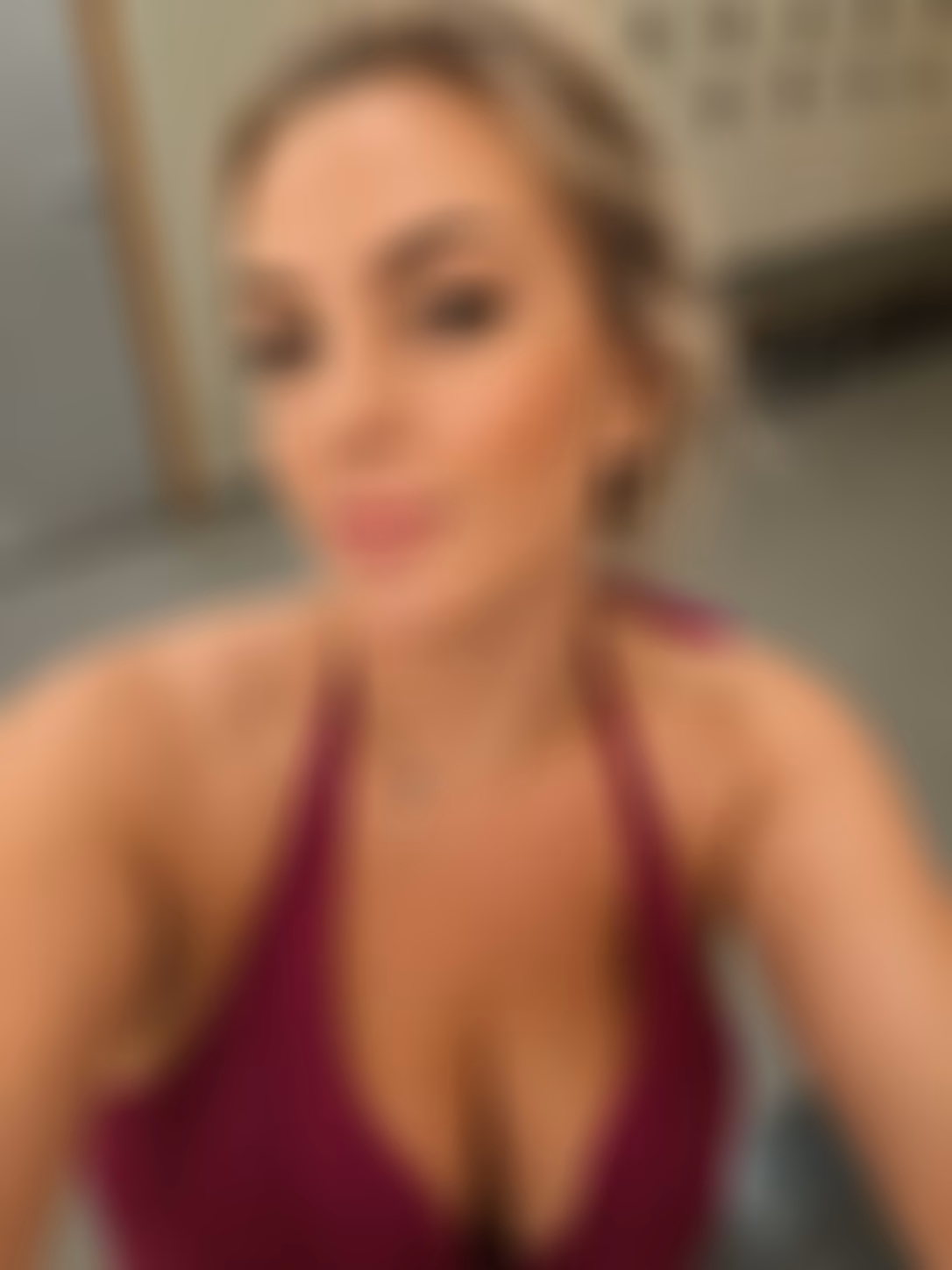 Ganna 40 Verona Italy Want to find a wonderful man to be his bride