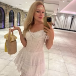 Yulia 40 Cannes France I want to become a loving wife and your bride