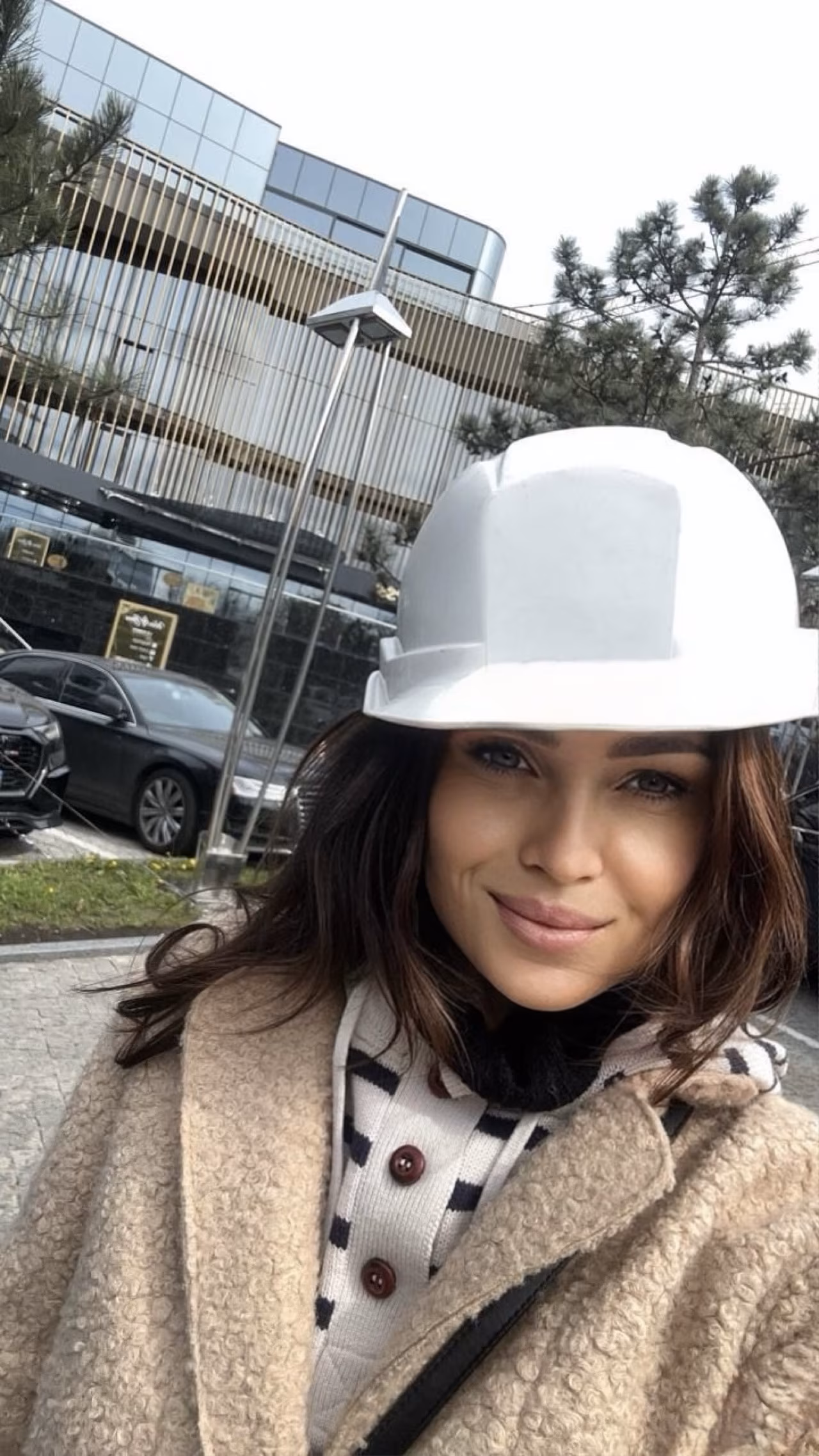 Olena 43 Cyprus/New York Cyprus Looking for a man who truly cares to be his bride