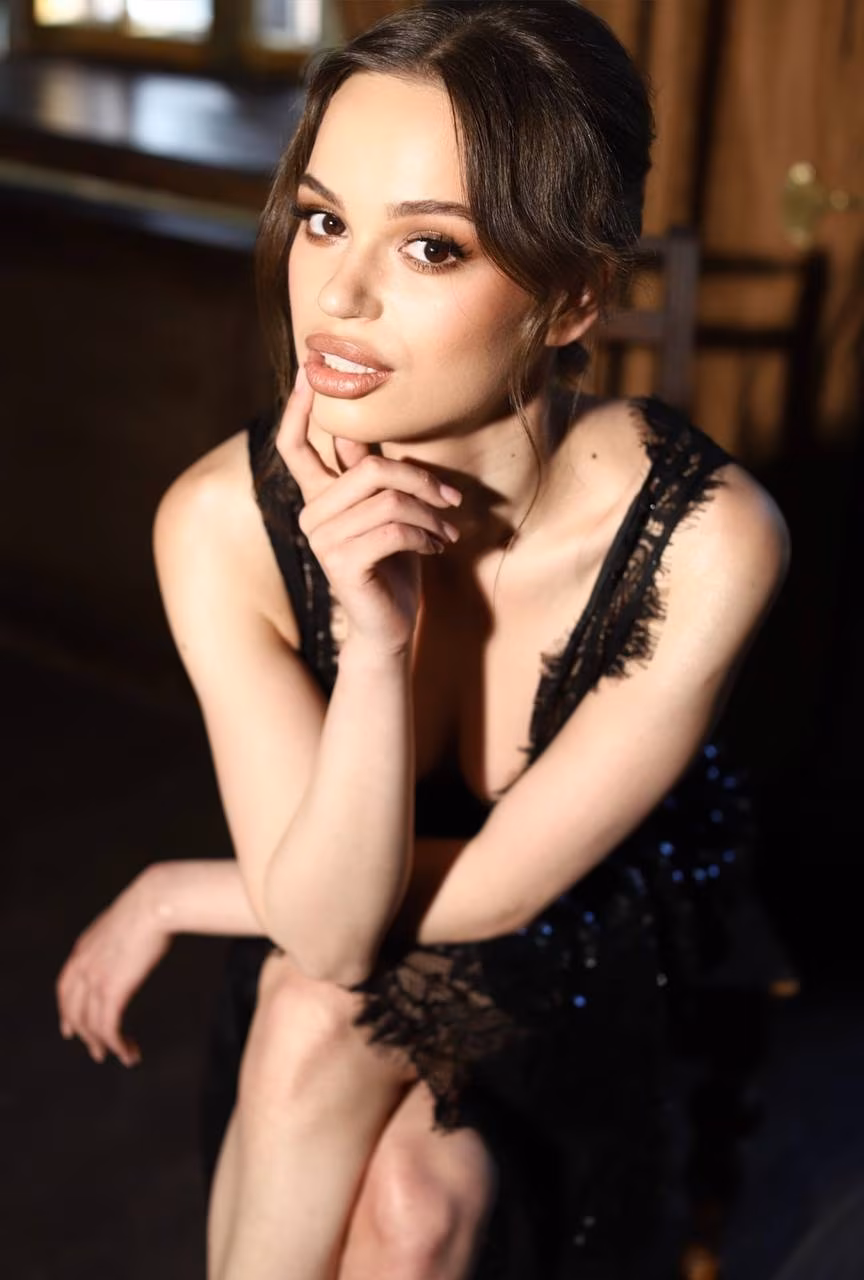 Anastasiia 21 Kyiv Ukraine Looking for a man who truly cares to be his bride