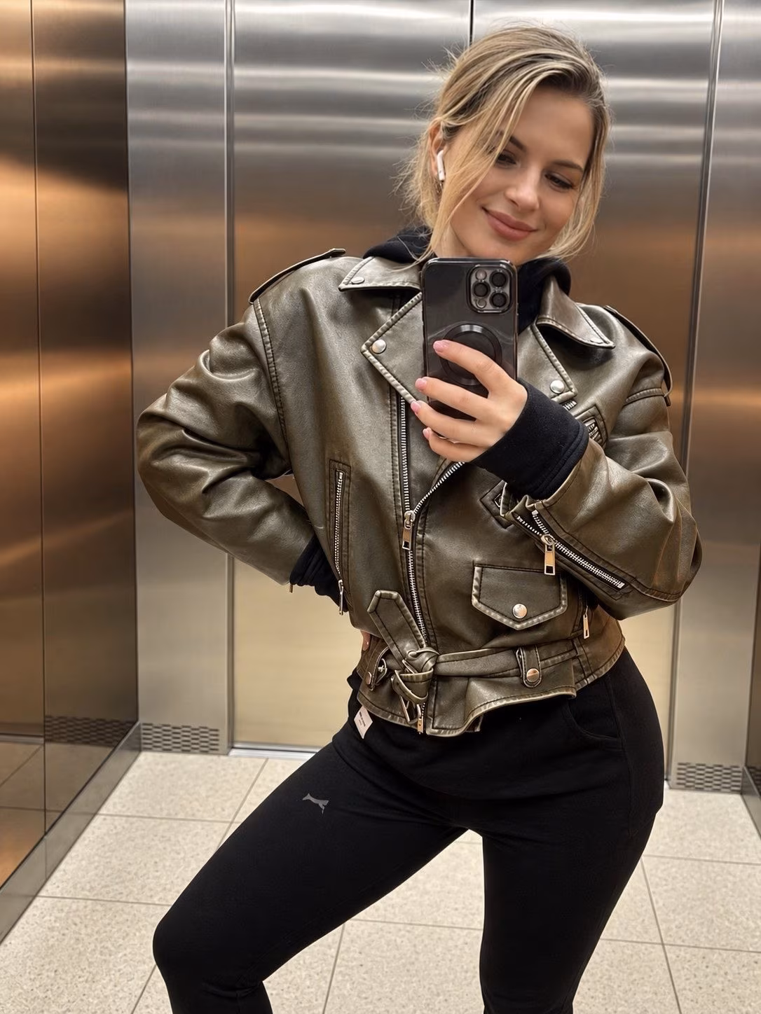 Yulia 46 Weil am Rhein  Germany Ready to love and protect you as your bride
