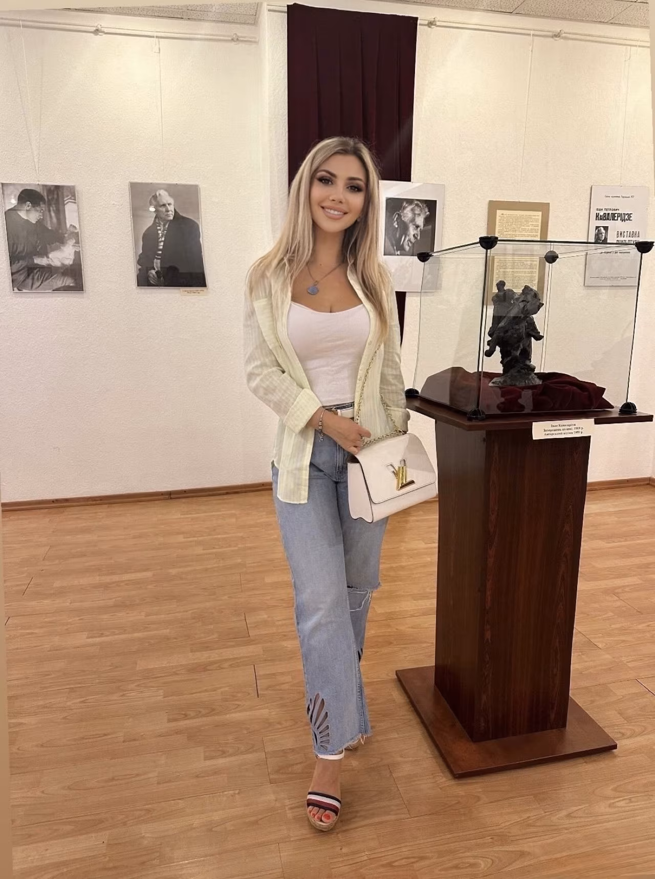Maryna 36 Beijing/Kyiv China Searching for genuine true love and to be a bride