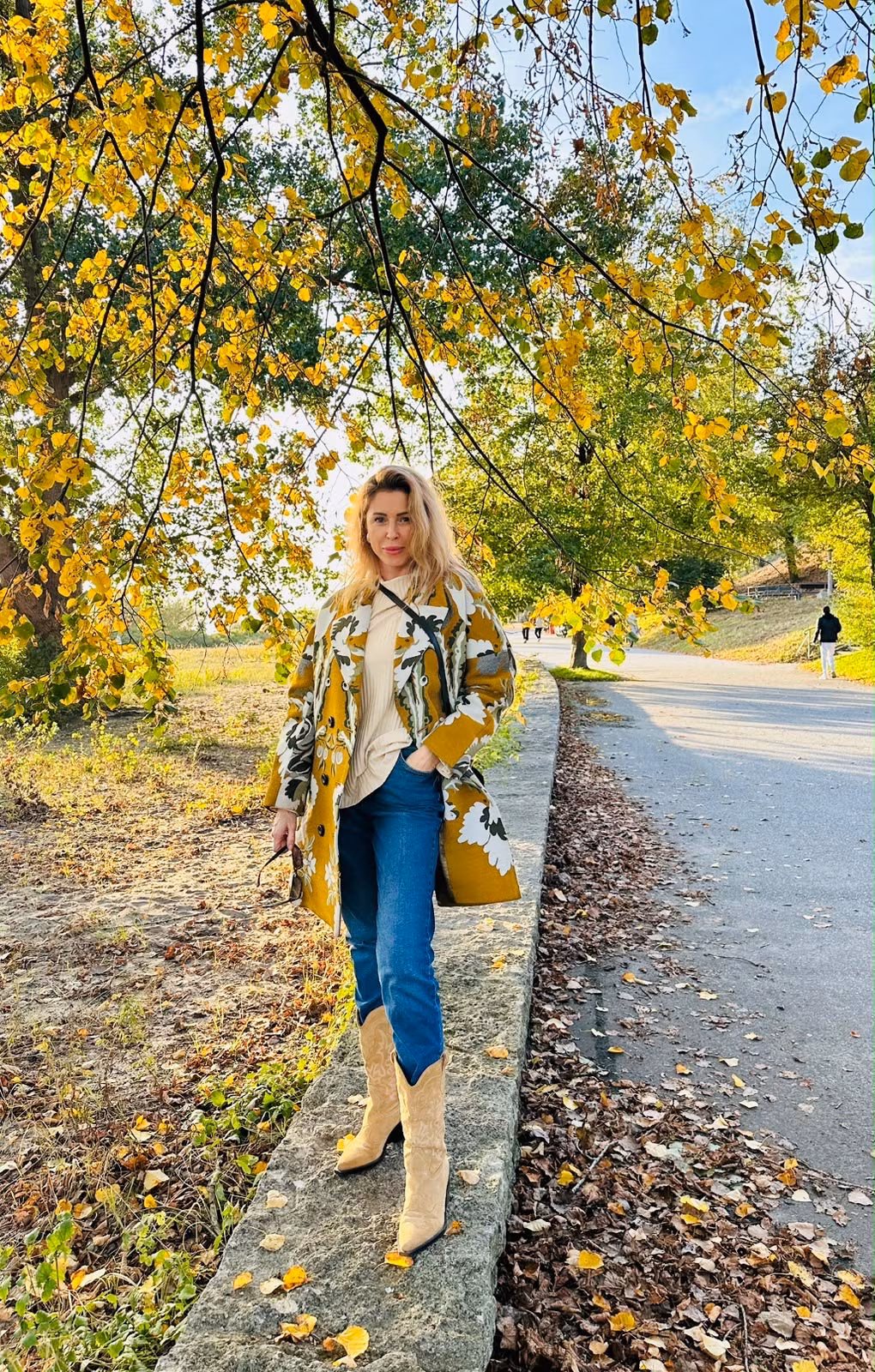 Anna 41 Hamburg Germany Searching for my fairy tale prince to make me a bride