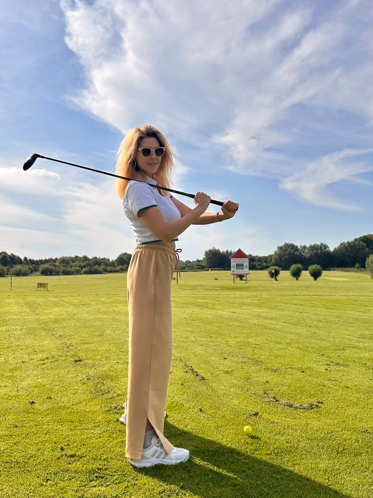 Anna 41 Hamburg Germany Searching for my fairy tale prince to make me a bride