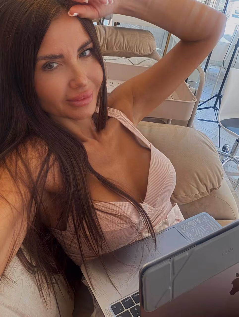 Alla 40 Chisinau Moldova Seeking a man to share my days and be his bride