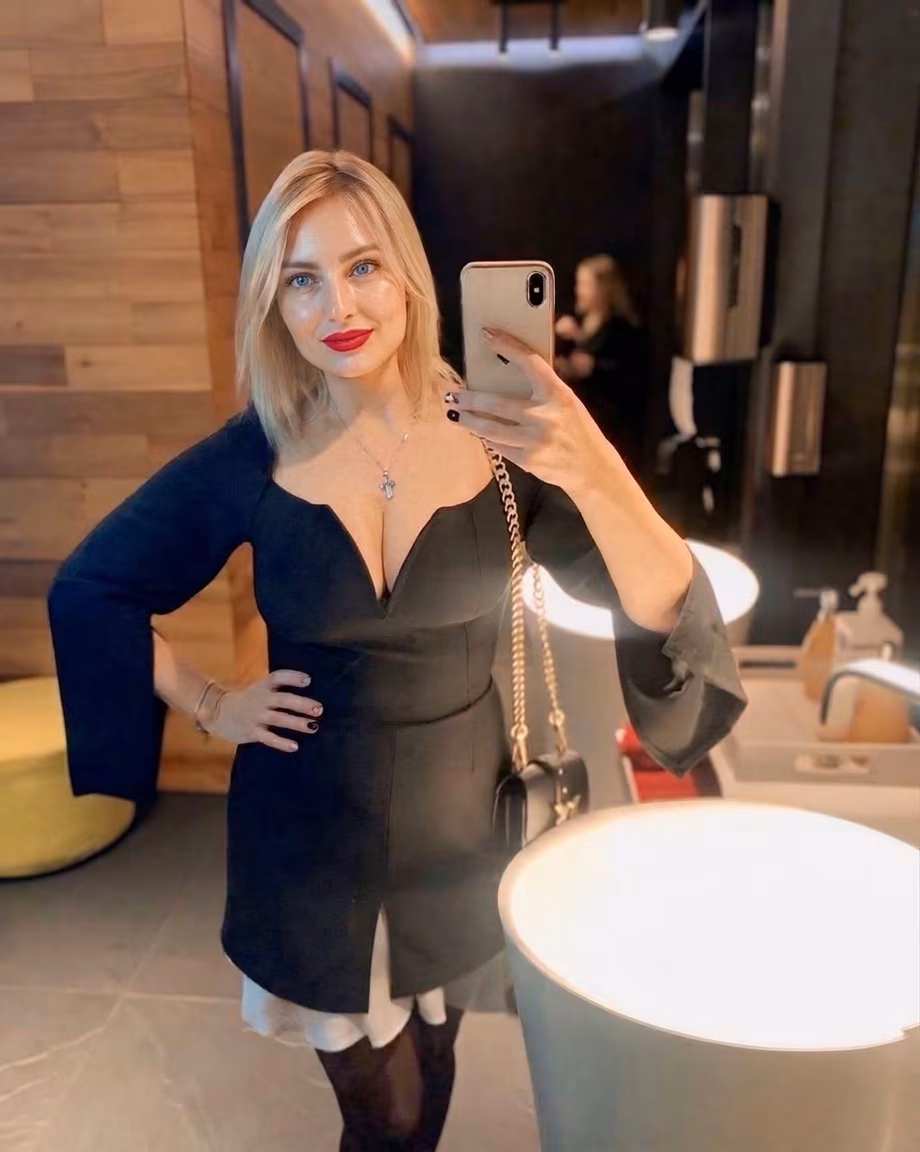 Lina 40 Kyiv   Ukraine Seeking a man who is committed to finding a bride