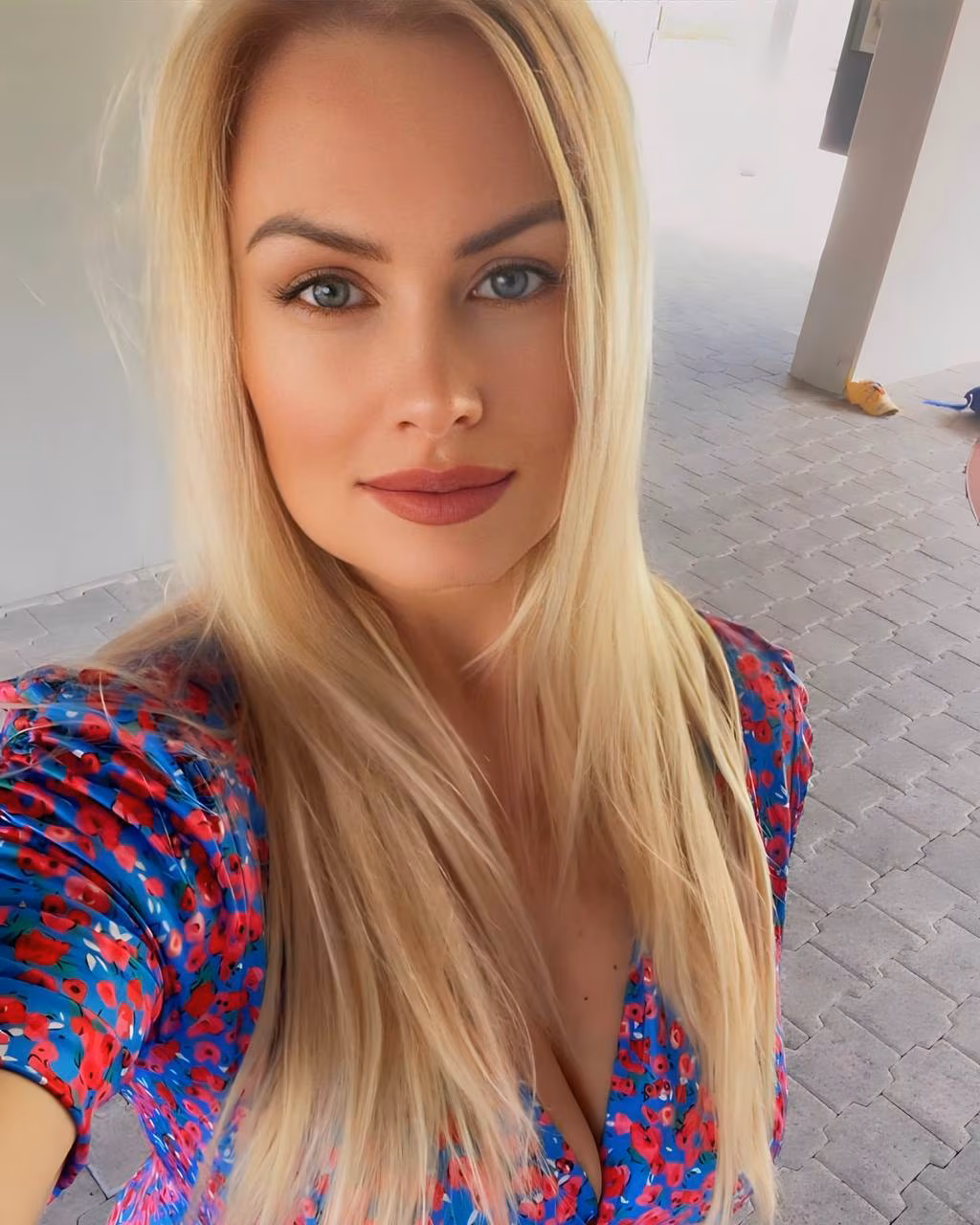 Iryna 42 Kryvyi Rih Ukraine Seeking a man who values family and wants a bride