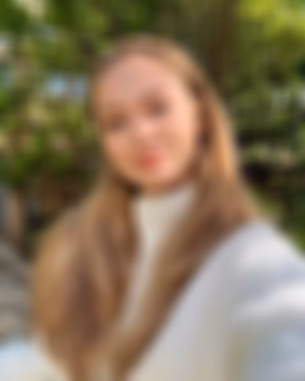 Oleksandra 22 LA USA Seeking a man who wants marriage and a bride