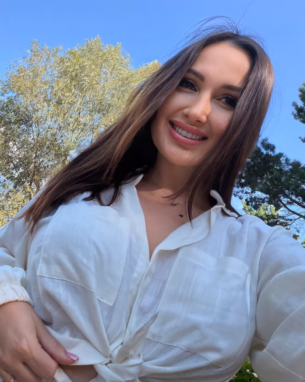 Iryna 42 Kyiv Ukraine I am a woman of tradition ready to be a bride