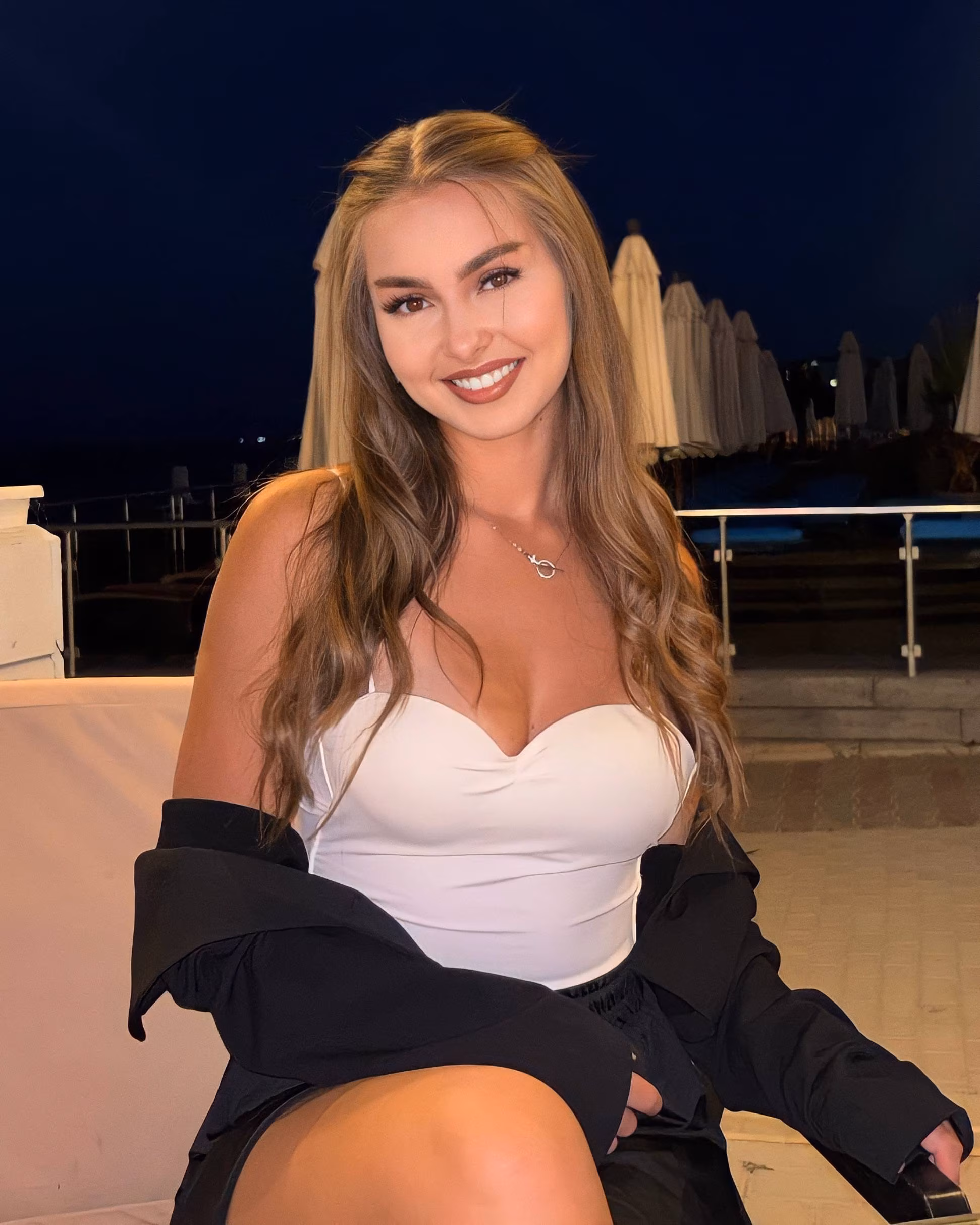 Viktoriia 19 Cherkasy Ukraine I am a woman of tradition ready to be a bride