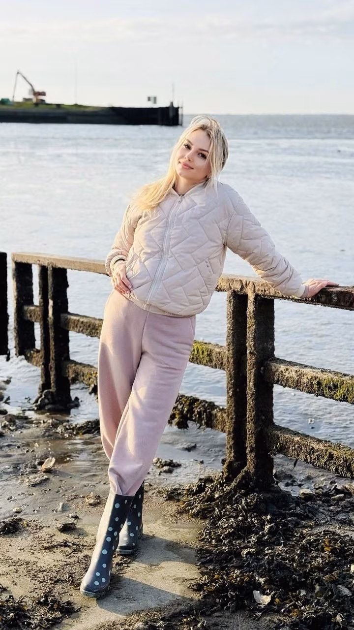 Nataliia 44 Hannover Germany I am prepared to marry now and be your bride