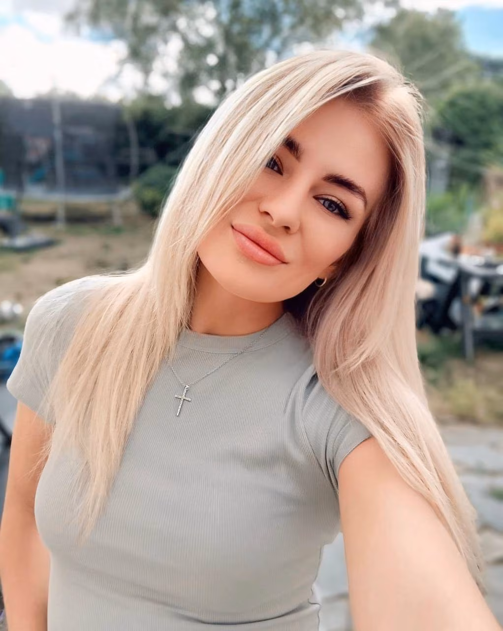 Marina 32 Dnepr Ukraine I am ready to love you endlessly as your bride