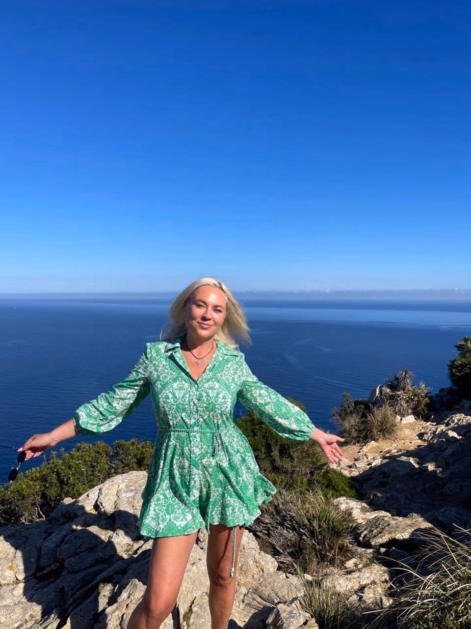 Victoria 51 Berlin Germany I am ready to love you endlessly as your bride
