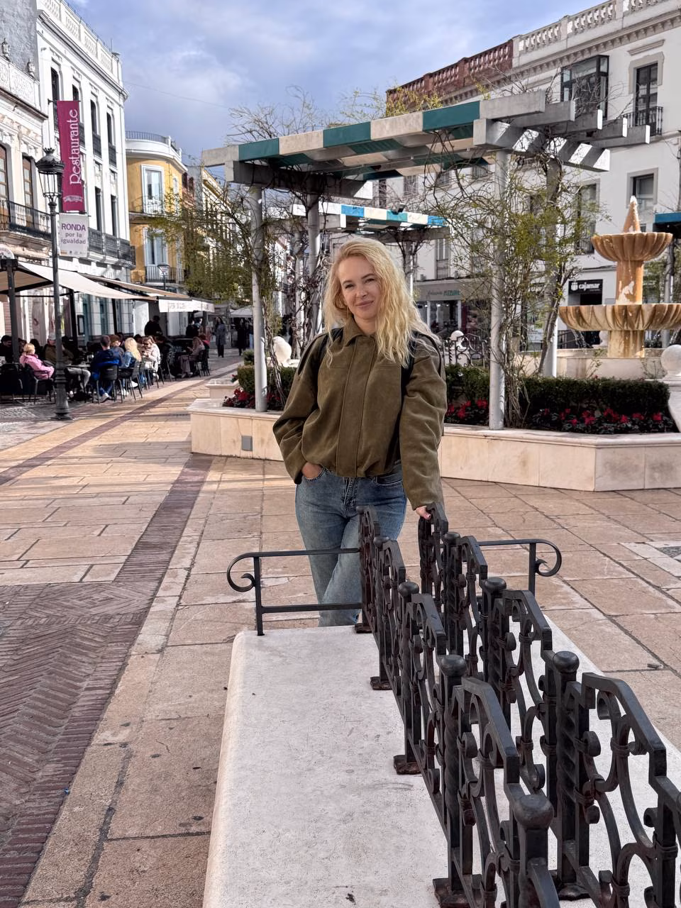 Olena 42 Benalmadena Spain I am ready to love you endlessly as your bride