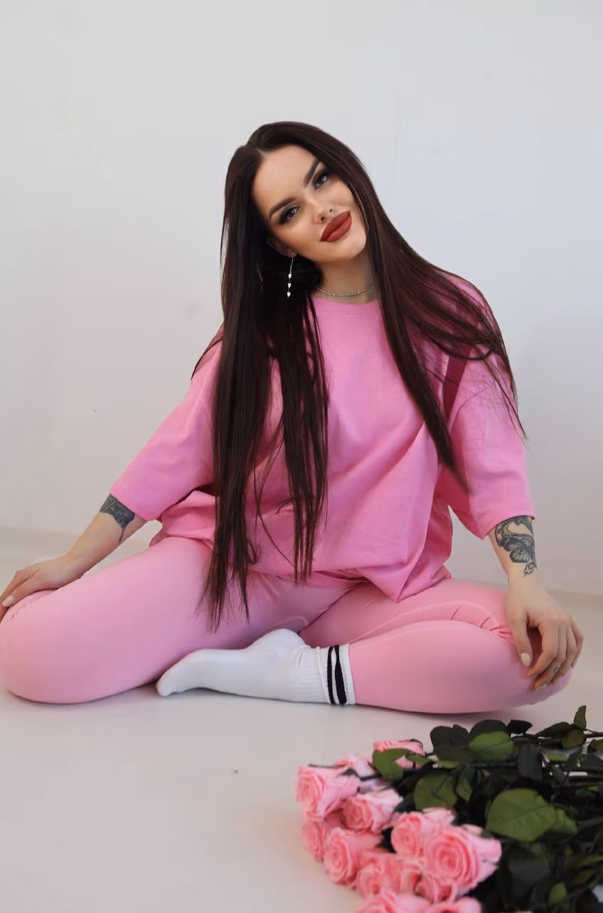 Tetiana 26 Lviv Ukraine I desire a man who respects me as his bride