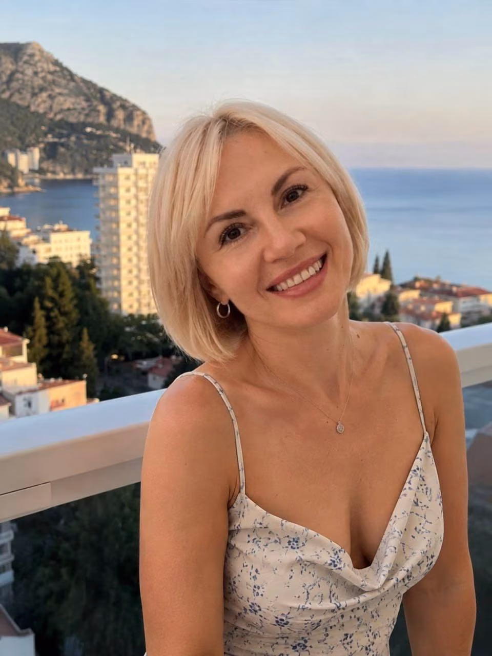 Julia 49 Kyiv Ukraine Looking for a kind and honest man who wants a bride
