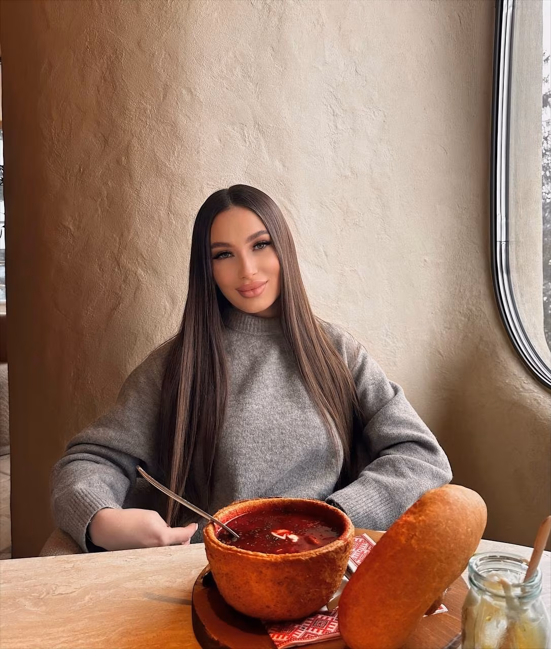 Diana 21 Kyiv Ukraine Looking for love without borders to be your bride