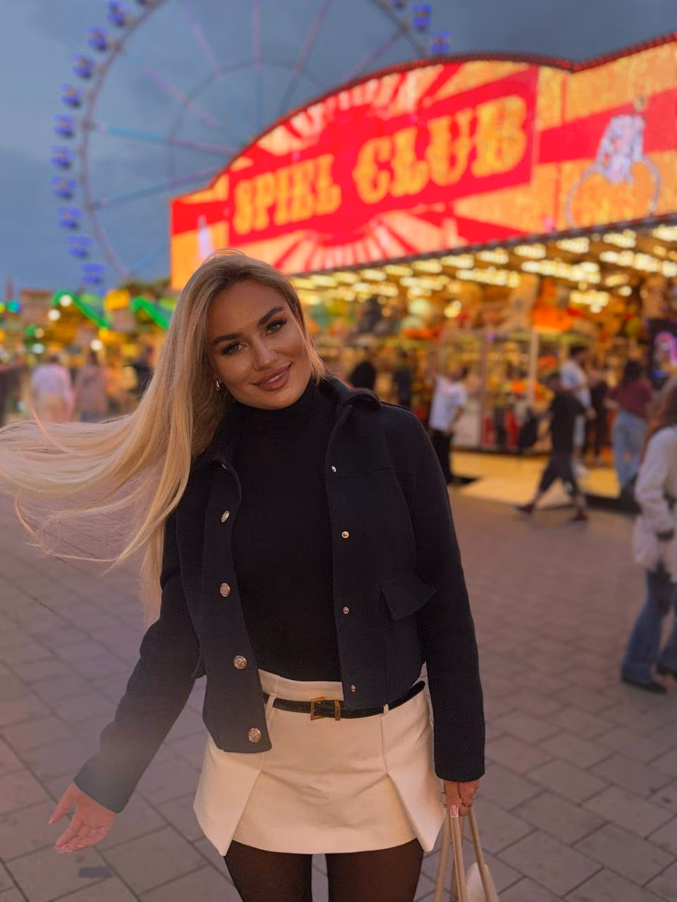 Elina 32 Hamburg Germany Looking for my best friend and lover to be his bride