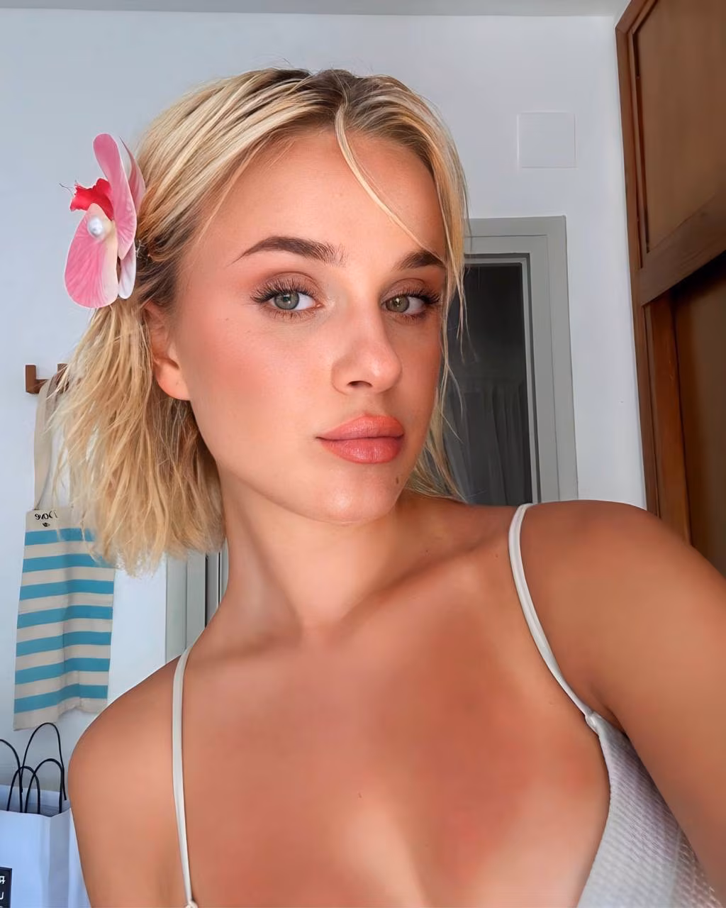 Daria 19 Kiev Ukraine Looking for my perfect soulmate to make me a bride