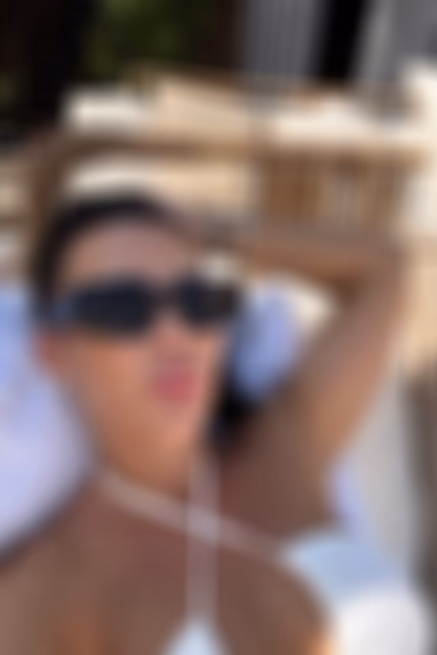 Anna 42 Kyiv Ukraine Ready to be your pillar of support as your bride