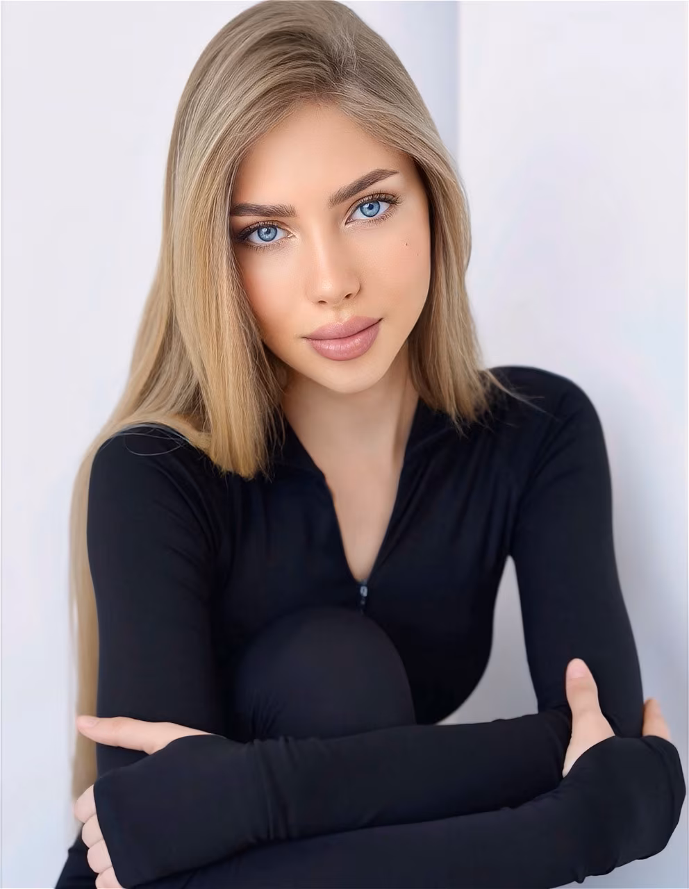 Yelyzaveta 18 Kyiv Ukraine Single and ready to commit to being your bride